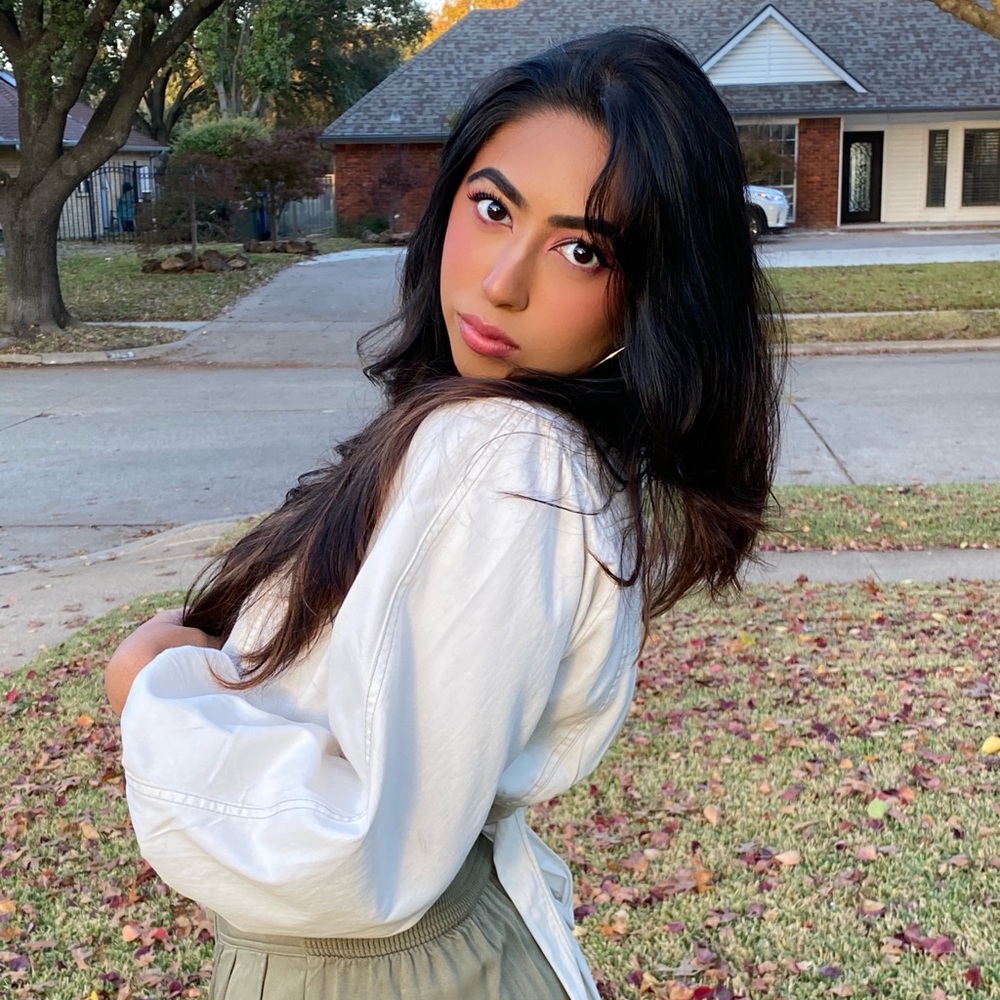 Meet your Posher, Hridita